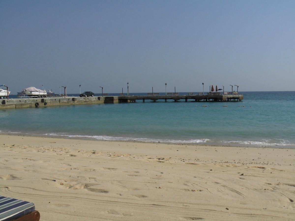 Three-Bedroom Apartment At Louly Beach Resort Ain Sukhna Exterior photo